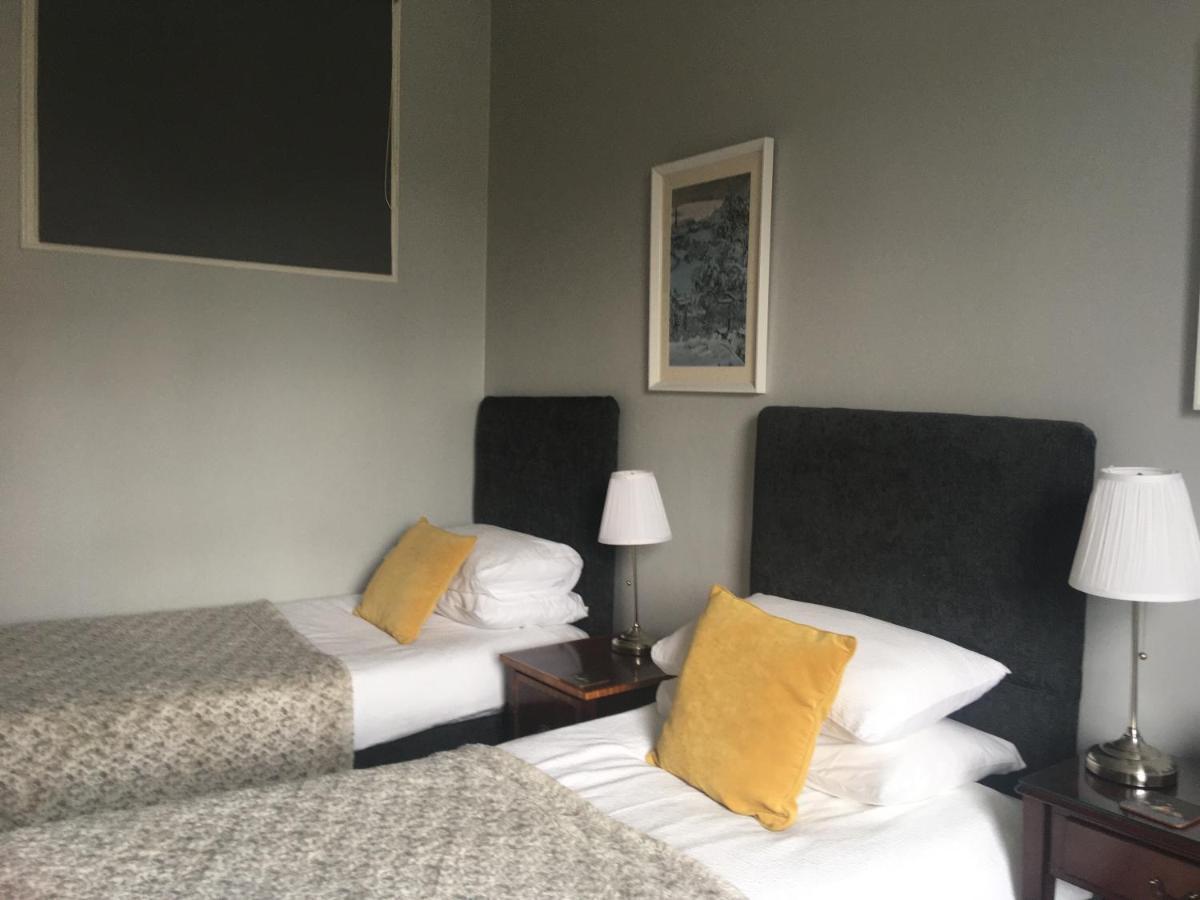 The Conifers Hotel Edimburgo Esterno foto